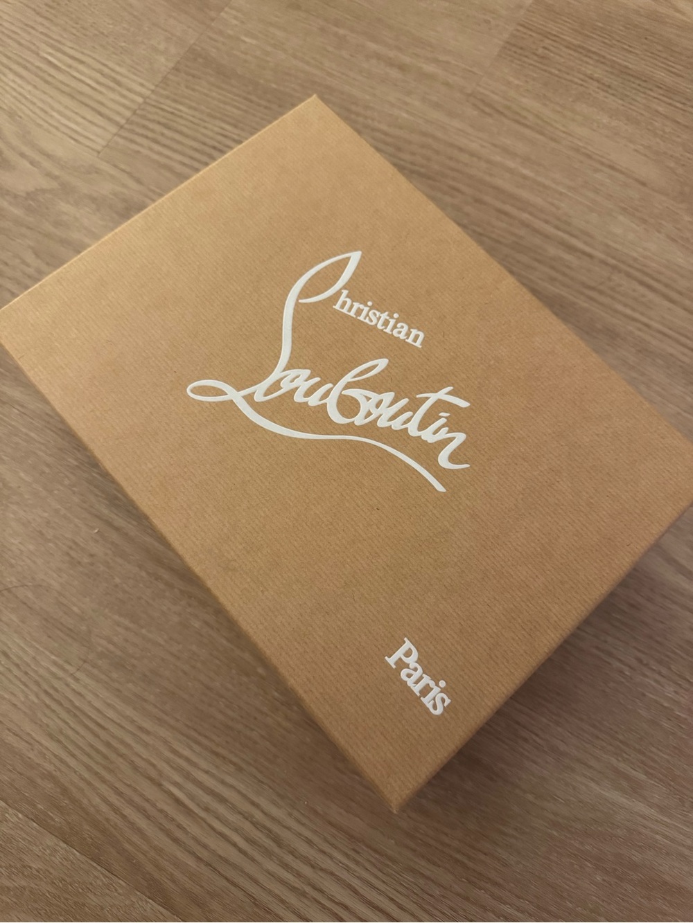 Christian Louboutin Brown Kraft Shoe Box with Red Dot - Picture 4 of 10